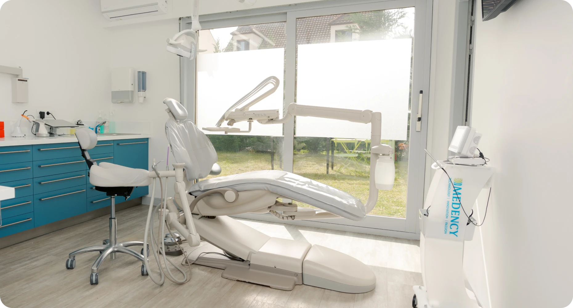 Le cabinet dentaire des Drs Serror de Marolles en Hurepoix 91630